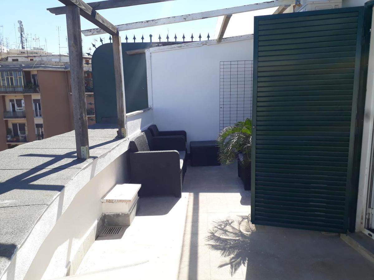 La Terrazza Hotel Rome Exterior photo